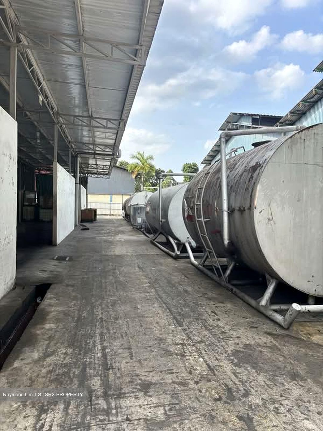 Jurong East Street 21 (D22), Factory #538970201